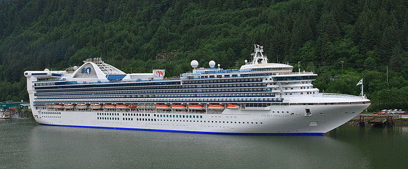 The Golden Princess in Juneau, photo made from our ship.